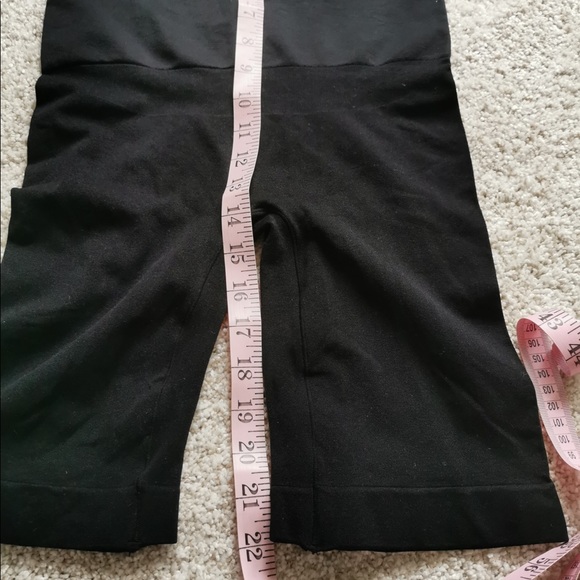 Shapewear Black Shorts Slim Wear Size XL - Picture 7 of 8